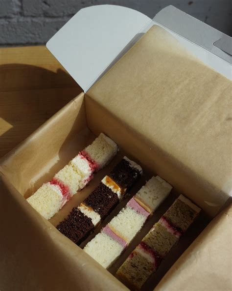 wedding cake sample box 5