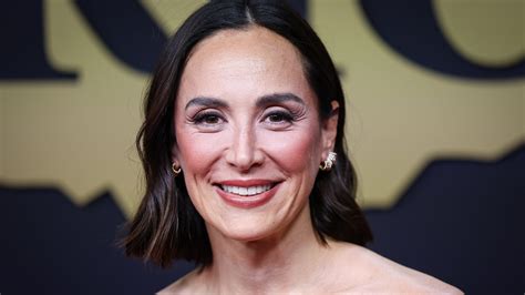 Tamara Falcó lleva el polo de rayas de Zara tendencia de invierno que