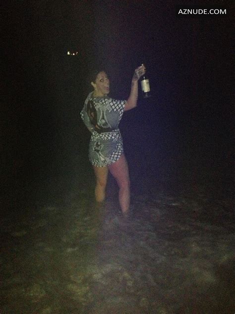 Danielle Colby nude and sexy staggering rare photos - AZNude