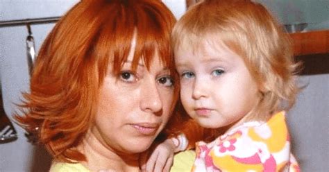 Кто из знаменитостей воспользовался услугами суррогатных матерей, чтобы ...