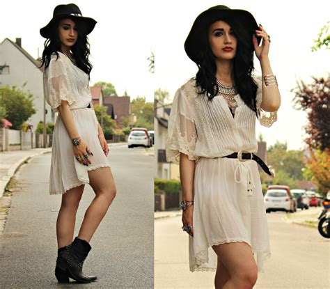 Welcome To Hollywood, let's play Rock 'n' Roll!: Outfit: Wild wild west.