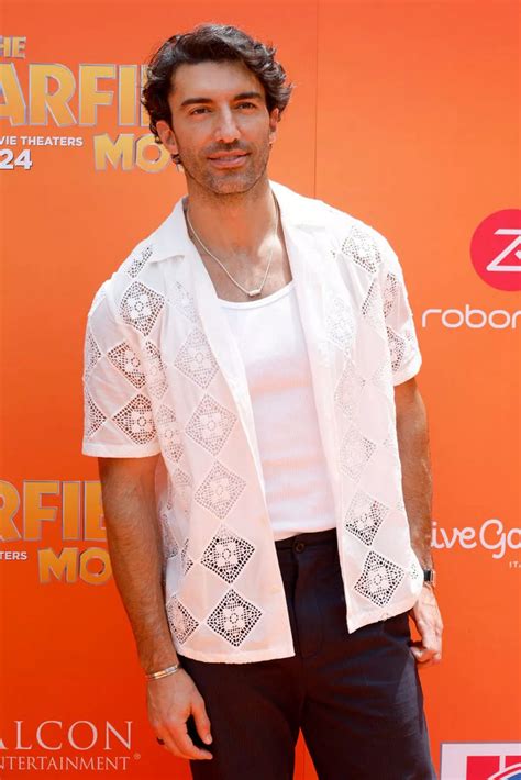 Justin Baldoni's publicist breaks silence after texts about Blake