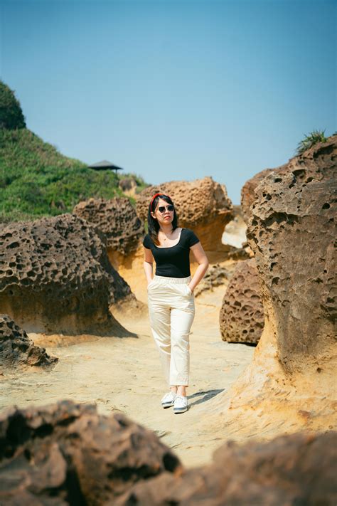 Skinny+Girl+Solo Photos, Download The BEST Free Skinny+Girl+Solo Stock