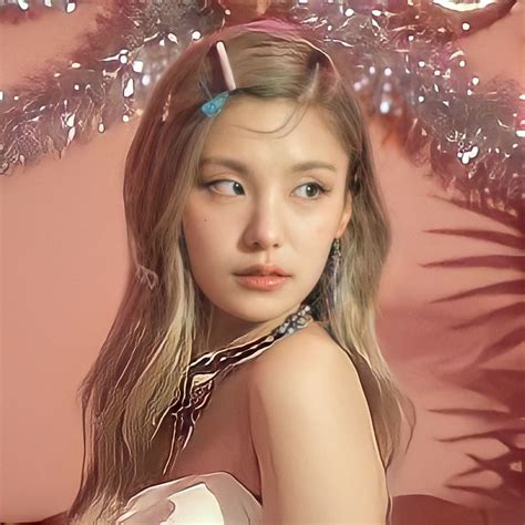 Pin on yeji