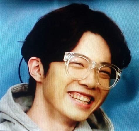 Pin em 기리보이 | Moça, Sorriso