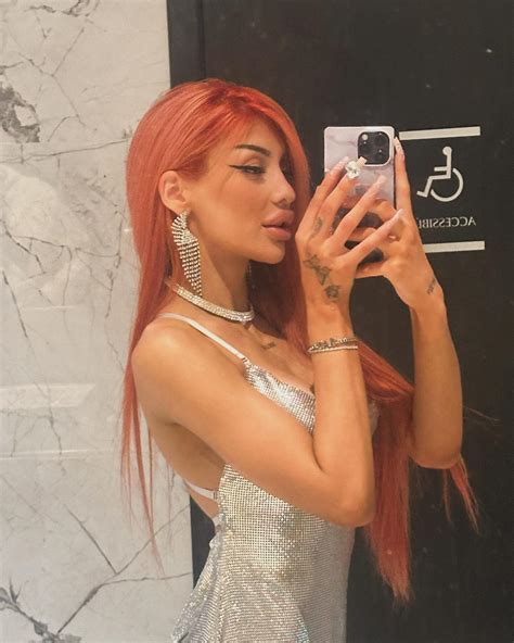 Christina Kalamvokis | do you remember the taste of my lips that night