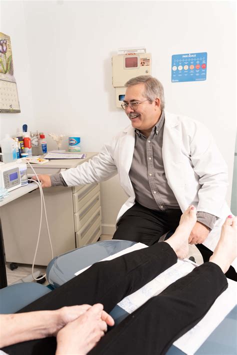 Podiatrist in Burlington and Mt Pleasant, IA | Hart Foot Clinic and