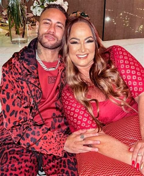 neymar jr  mother christmas