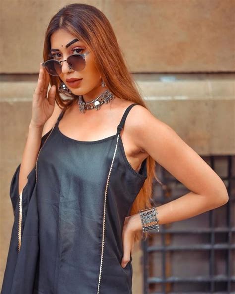 ruma sharma hot  telugu rajyam