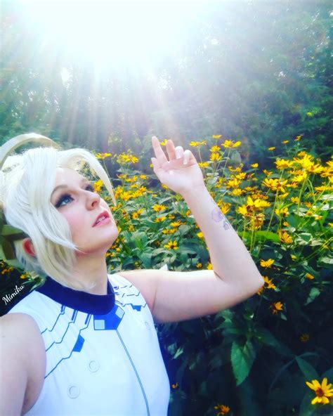 Mercy Cosplay (self) : r/Overwatch