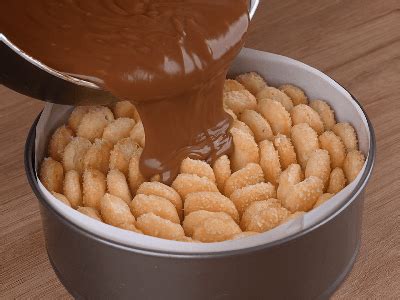 Qual Champagne É Doce - Doce de Biscoito Champanhe - Aquela Receita