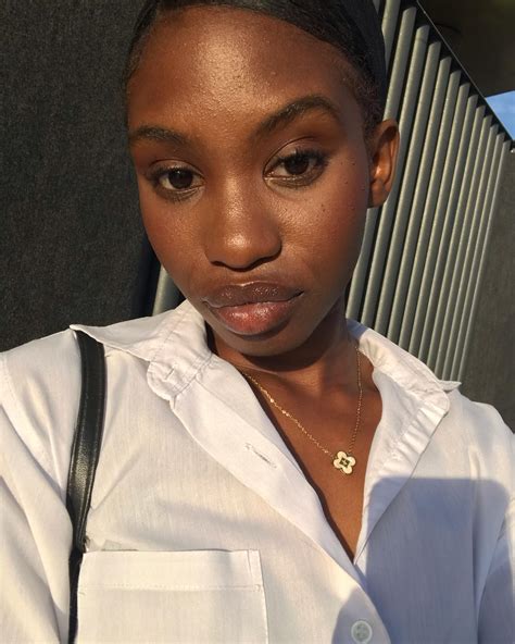 Zélia Luvumbo | Uhh… | Instagram