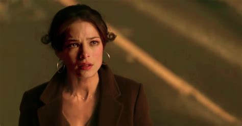 Kristin Kreuk In A Scene From Superman & Lois Where Clark Reveals To