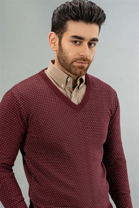 maroon sweater for men 8