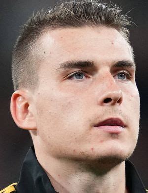 Andriy Lunin - Player profile 24/25 | Transfermarkt