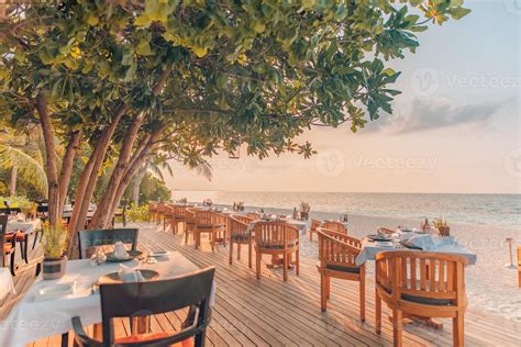 The Ultimate Coastal Getaway At Island Beach Bar Restaurant