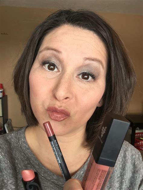 This One Winky Lux Product Creates Pokimane's Perfect Nude Lip - bsm2gft