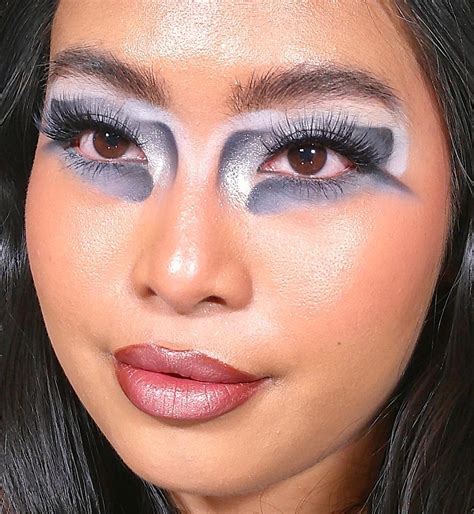 how to do the smokey eye makeup 11