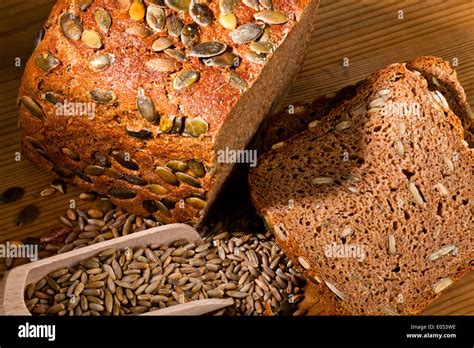 W korn -Fotos und -Bildmaterial in hoher Auflösung – Alamy