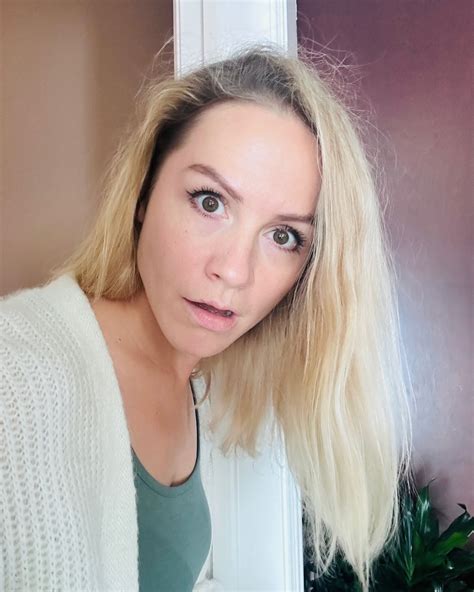 Singwithemmatoday | Music reactions 🎶🎧🎸 | Dear friends, since I no