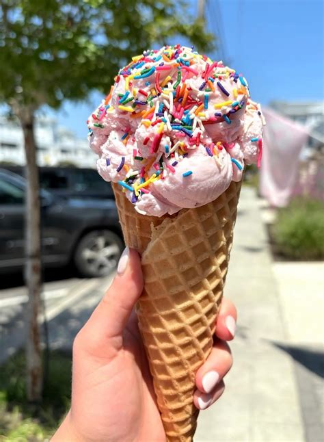 Buccaneer Ice Cream,... - Buccaneer Ice Cream, Avalon NJ