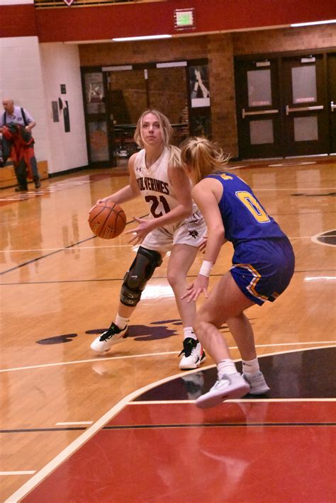 Lady Wolverines 0-3 in Capital City - County 10