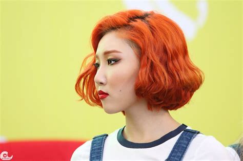 pin   kpop  mamamoo hwasa kpop hair short hair styles hwasa