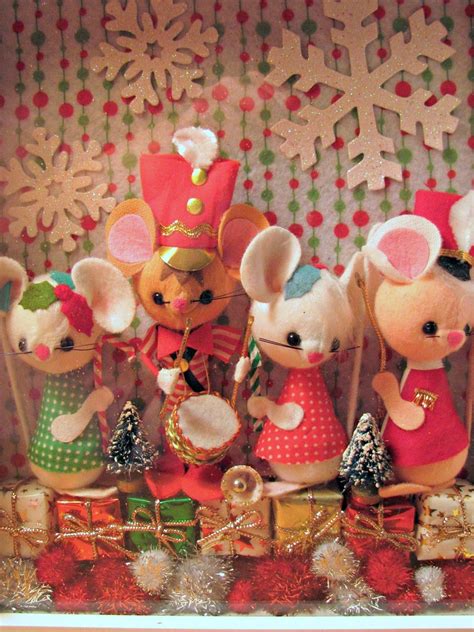 Discover 330 Kitschy Christmas and Vintage Christmas Crafts Ideas