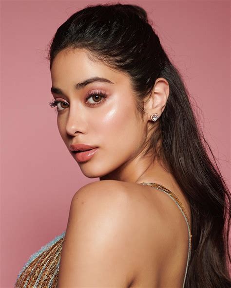 Janhvi Kapoor's hairstyles you can recreate right now