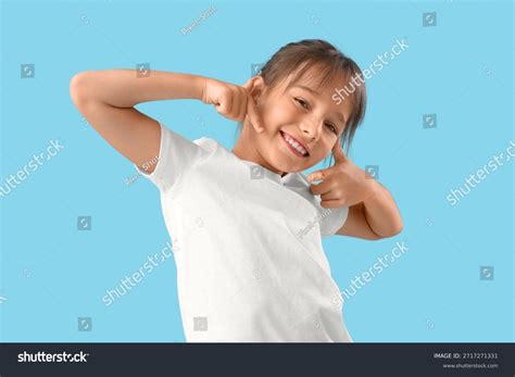 388,017 Cute Little Models Royalty-Free Images, Stock Photos & Pictures
