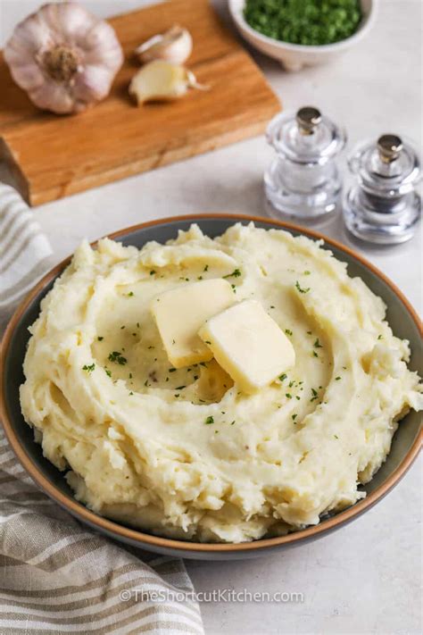 Creamy Garlic Mashed Potatoes (So Easy!) - The Shortcut Kitchen