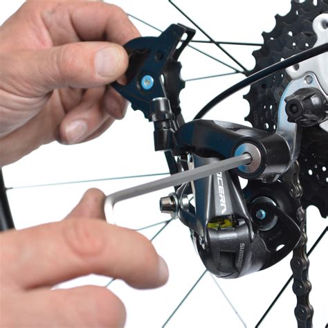 how to change derailleur