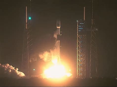 SpaceX Falcon 9 successfully lifts off with NASA's PACE satellite on ...