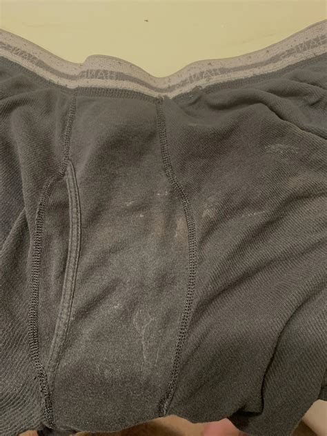 Found this on my dad‘s underwear thinking about jacking off in it or