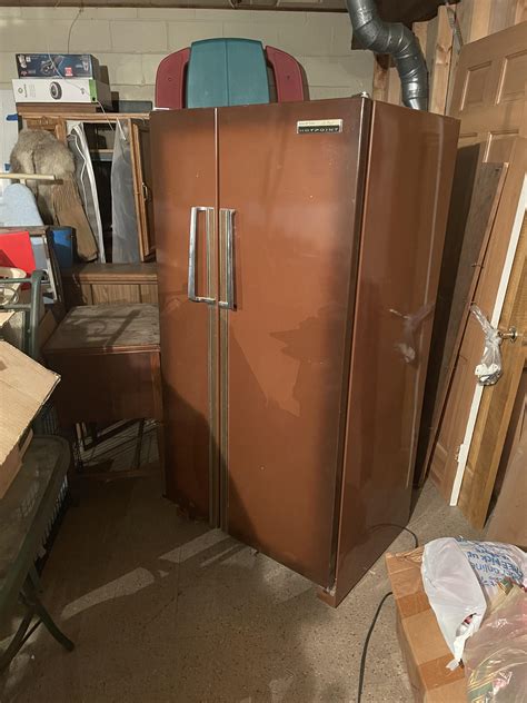 Who Makes Hotpoint Refrigerators Is A Mystery For Many Homeowners - RYZE Superfoods