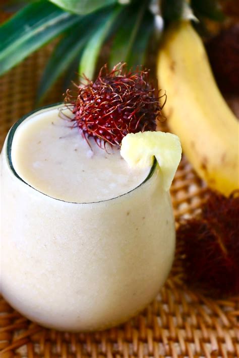 Tropical Rambutan Smoothie | Cooking On The Weekends
