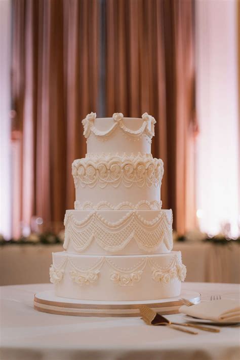 18 Best Lace Wedding Cake Ideas