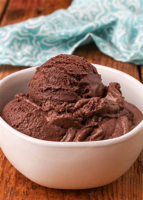 Dark Chocolate Ice Cream - Barefeet in the Kitchen
