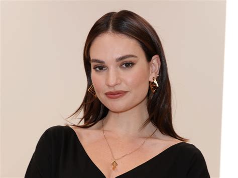 lily makeup artist sydney mugeek vidalondon