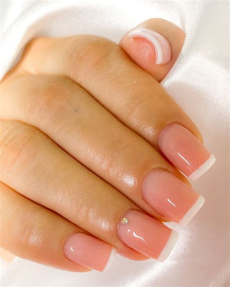 Fotos De Unhas Com Francesinhas - Conheça 15 modelos diferentes de unhas francesinhas - Eu Total