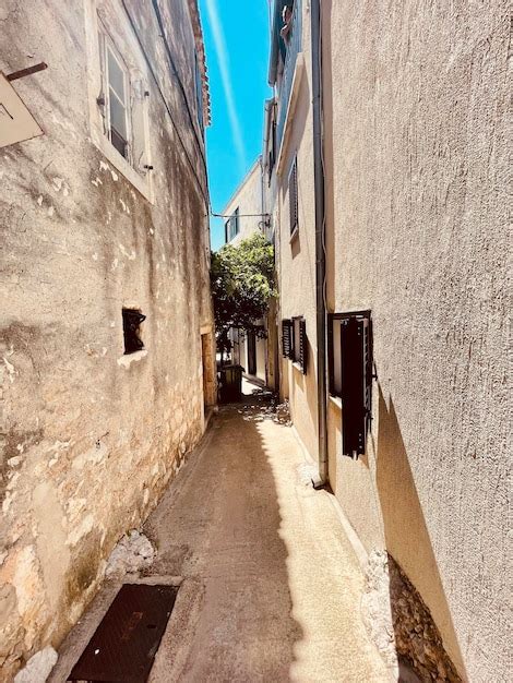 Premium Photo | Old town road