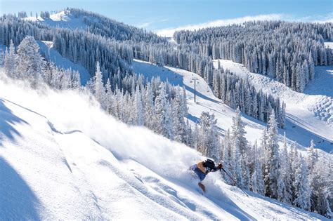 How to Navigate Aspen's Four Mountains Like a Local | Aspen Sojourner
