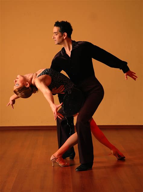 Free Dance Classes in Austin at Austin Uptown Dance
