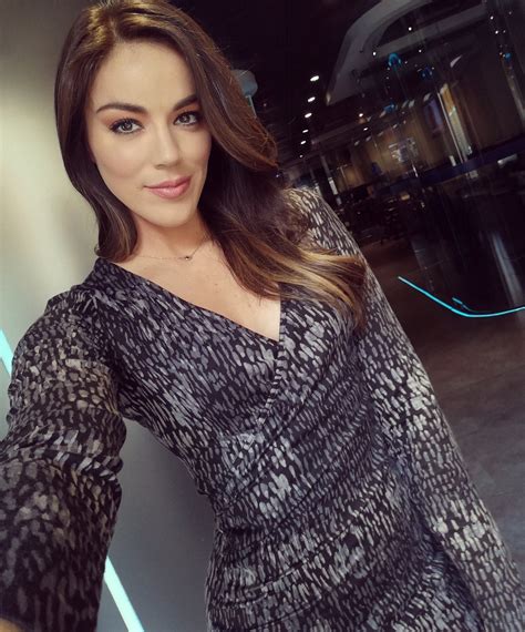 Alejandra Aguayo : r/latinas