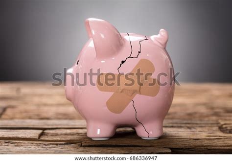 124 Piggy Bank Medical Cross Images, Stock Photos & Vectors | Shutterstock