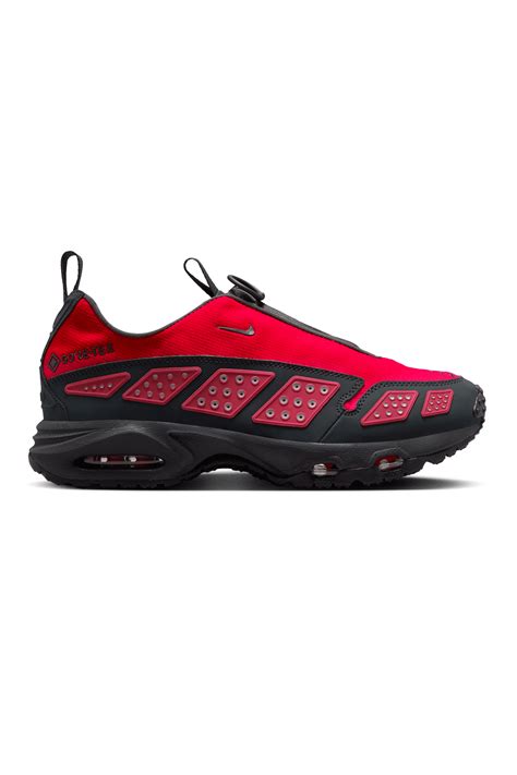 Woman Air Max SNDR Gore-Tex "Fire Red" – One Block Down