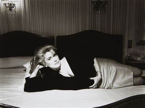 Catherine Deneuve - Lot 173