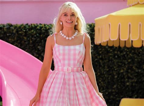 Beauty Standards in the 21st Century: The Ever Constant Struggle for ...