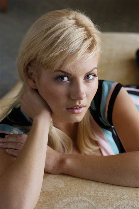 elisha cuthbert  makeup saubhaya makeup
