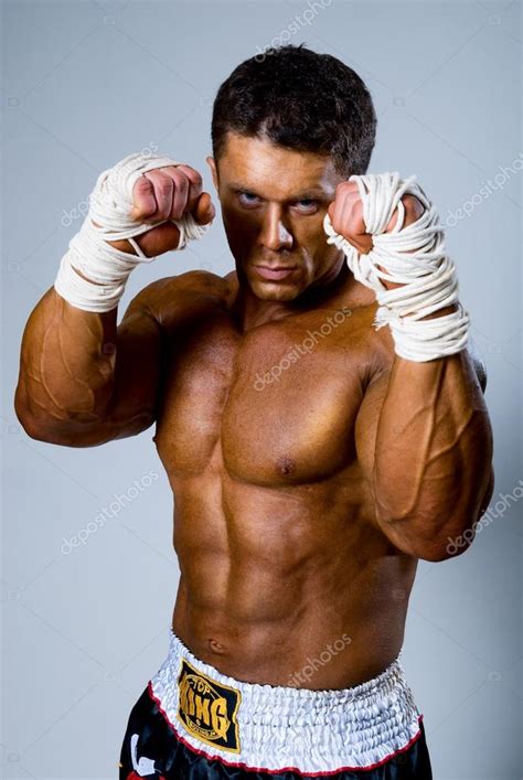 kick boxer  fighting stance stock photo  kanzefar